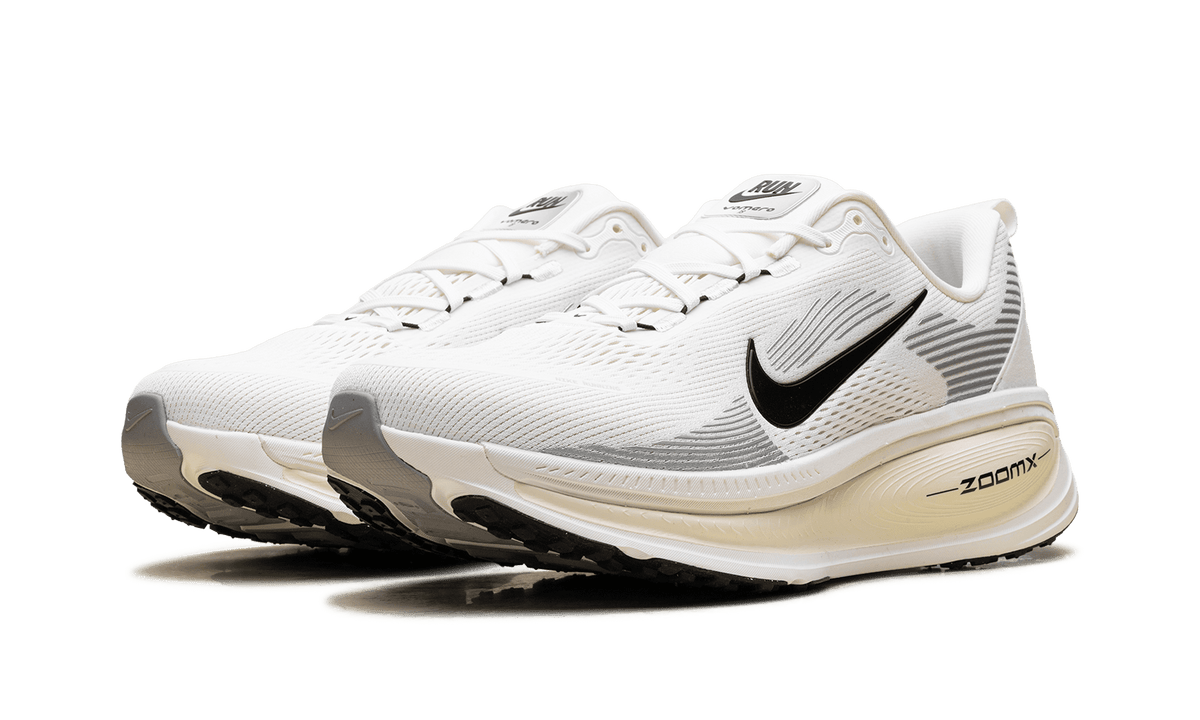 NIKE MENS Vomero 18 "Summit White Coconut Milk" HM6803 101 from Stadium Goods
