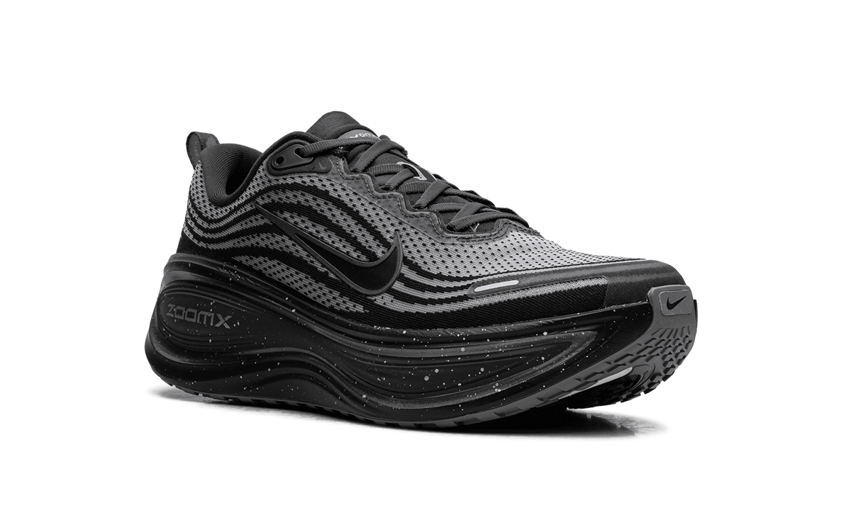 NIKE MENS Vomero Plus Speckle "Anthracite Dark Obsidian" IO4323 002 IO4323 002 from Stadium Goods