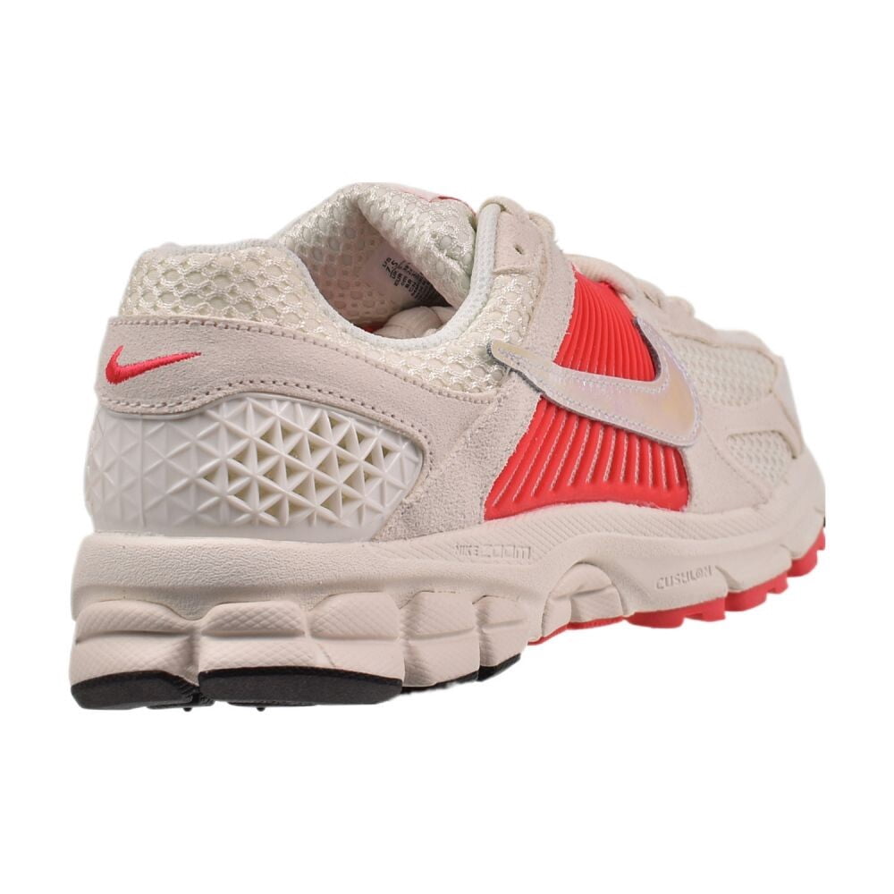 Nike Zoom Vomero 5 Beach/Sail-Light Khaki-Pale Ivory HQ0458-200 Women's Size 6