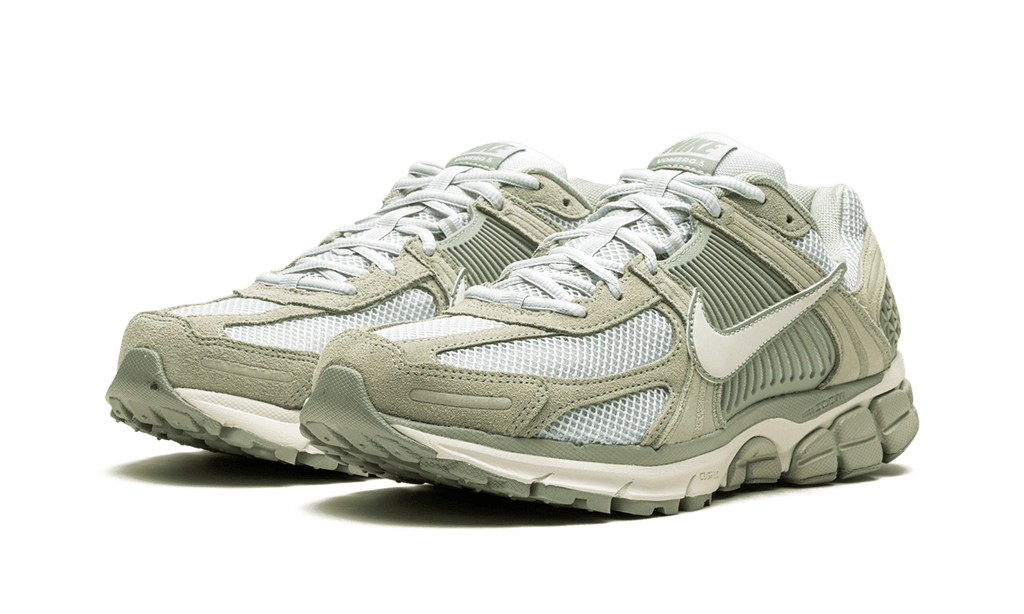 NIKE MENS Zoom Vomero 5 "Jade Horizon" HF1553 300 from Stadium Goods