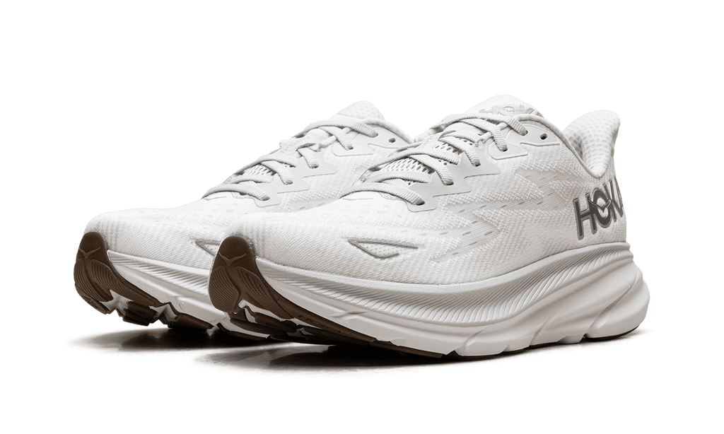 HOKA MENS One One Clifton 9 "Nimbus Cloud" 1127895 NCWT 1127895 NCWT from Stadium Goods
